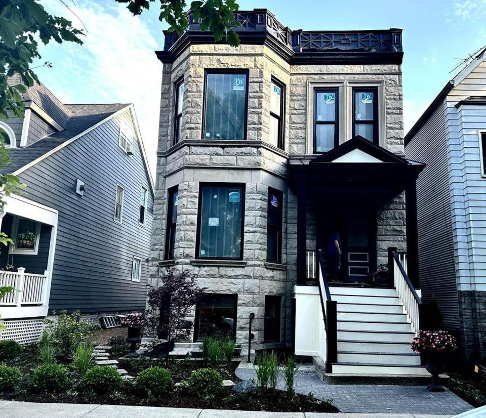 The Lyons' Lair Chicago Exterior foto